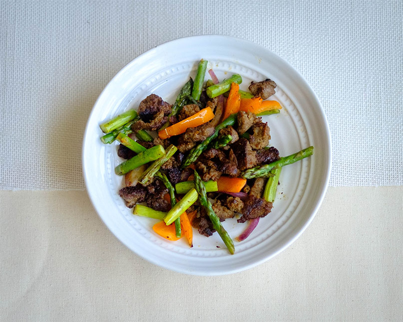 ground turkey with asparagus and orange bell peppers